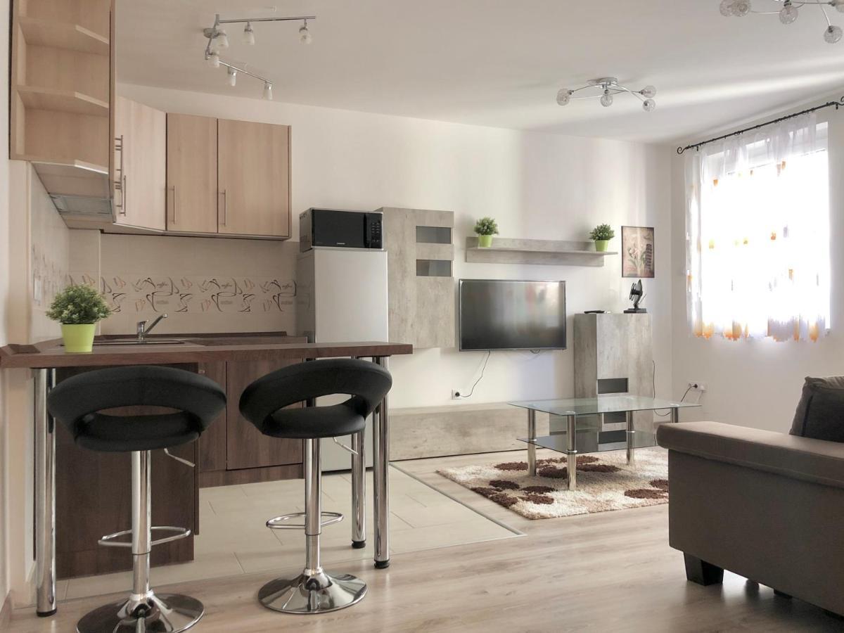 Exclusive Home - D. Apartman Pecs Exterior photo